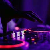 Music001